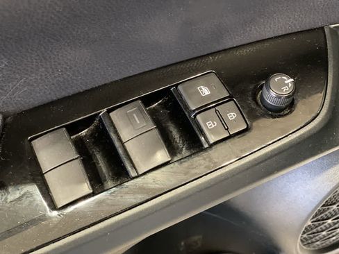 Certified 2021 Toyota Prius Prime Limited image 16