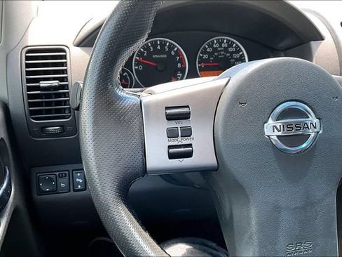 Used 2007 Nissan Pathfinder LE RWD image 11