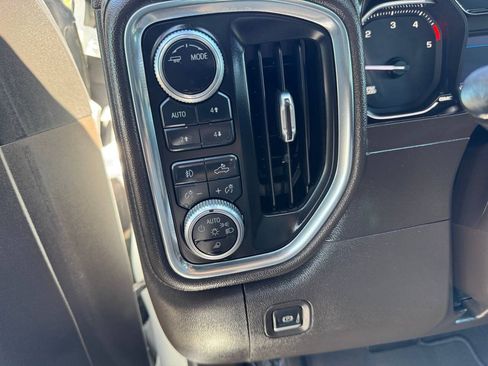 Used 2020 GMC Sierra 2500 SLT w/ Driver Alert Package I AWD/4WD image 16