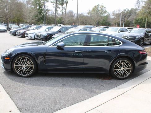 Used 2018 Porsche Panamera 4S image 12