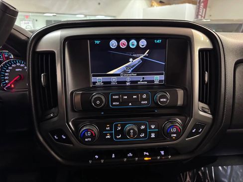 Used 2015 Chevrolet Silverado 2500 LTZ w/ LTZ Plus Package image 21