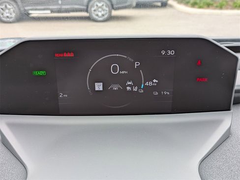 New 2026 Subaru Solterra Touring XT image 3