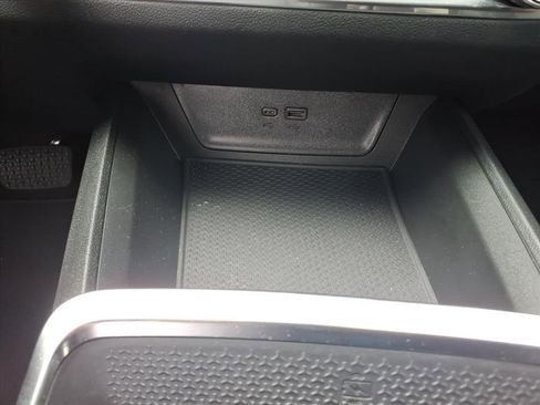 Used 2025 Chevrolet Equinox LT w/ Convenience Package II FWD image 27