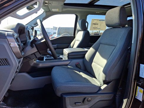 New 2025 Ford F150 XLT w/ Equipment Group 303A High image 9