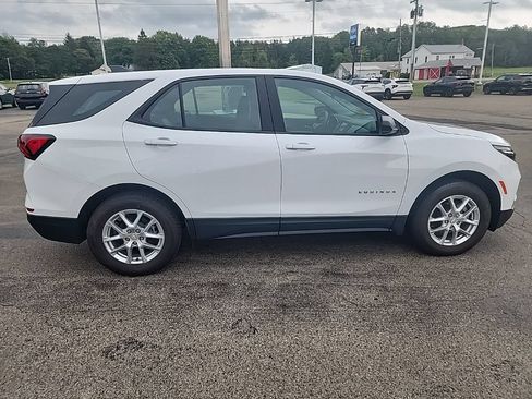 Used 2023 Chevrolet Equinox LS w/ Driver Confidence II Package AWD/4WD image 8