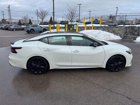 Used 2020 Nissan Maxima SR w/ Sport Mat Group image 13