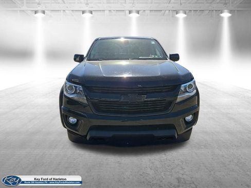 Used 2018 Chevrolet Colorado Z71 w/ Z71 Midnight Edition AWD/4WD image 2