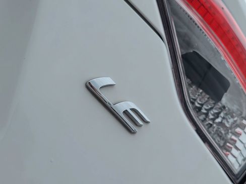Used 2024 Toyota Corolla LE FWD image 17