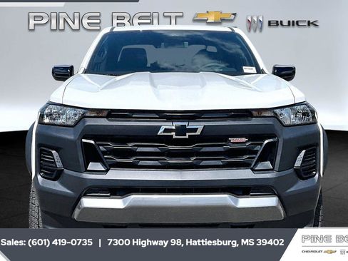 New 2026 Chevrolet Colorado Trail Boss AWD/4WD image 3