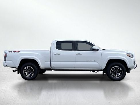 Certified 2020 Toyota Tacoma TRD Sport w/ Technology Package AWD/4WD image 10
