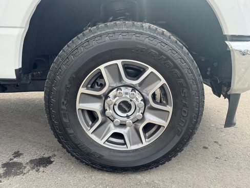 Used 2025 Ford F350 Lariat w/ Lariat Ultimate Package image 61