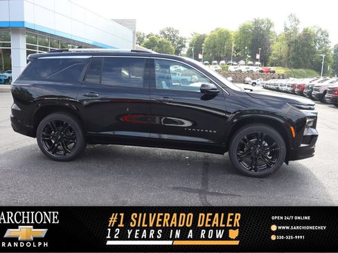 New 2026 Chevrolet Traverse High Country w/ LPO, Floor Liner Package AWD/4WD image 1