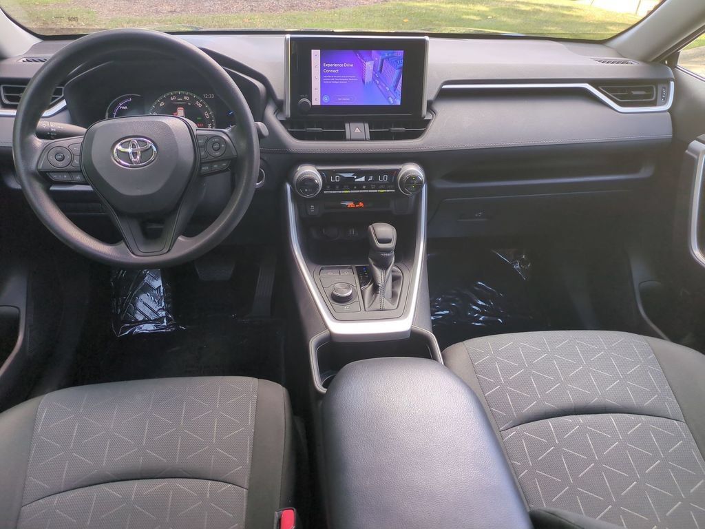 Used 2024 Toyota RAV4 XLE w/ Convenience Package AWD/4WD image 32