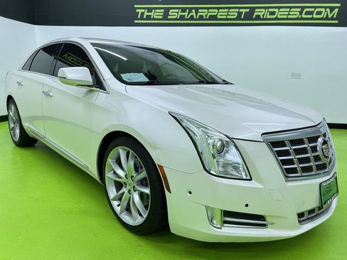 Used 2015 Cadillac XTS Premium FWD image 2