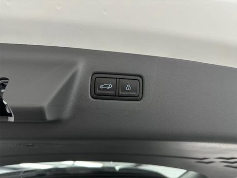 New 2026 Hyundai Santa Fe SE image 19