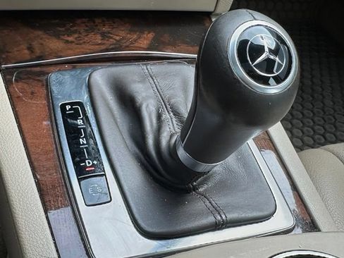 Used 2012 Mercedes-Benz C 300 4MATIC Sedan image 23
