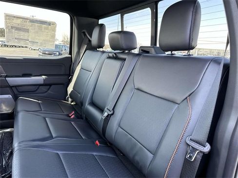 New 2025 Ford F150 Lariat w/ Equipment Group 501A Mid image 12