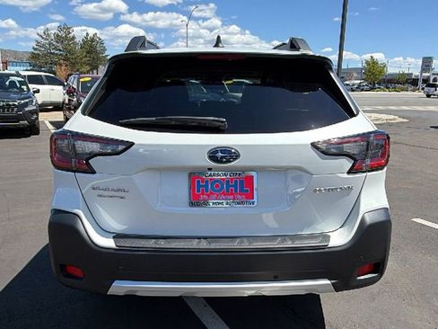 Used 2023 Subaru Outback Limited AWD/4WD image 4