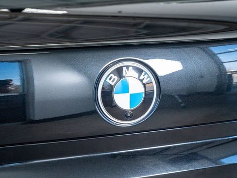 Used 2023 BMW 740i w/ Parking Assistance Package image 25