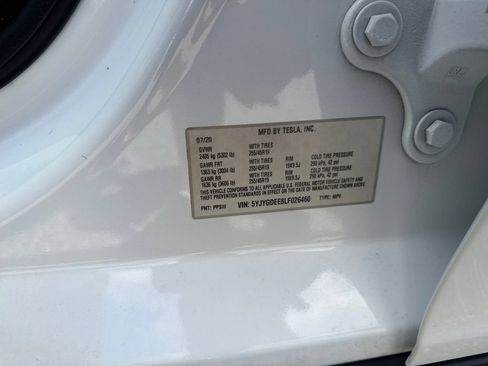 Used 2020 Tesla Model Y Long Range AWD/4WD image 35