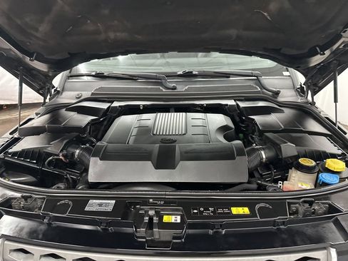 Used 2016 Land Rover LR4 HSE image 31