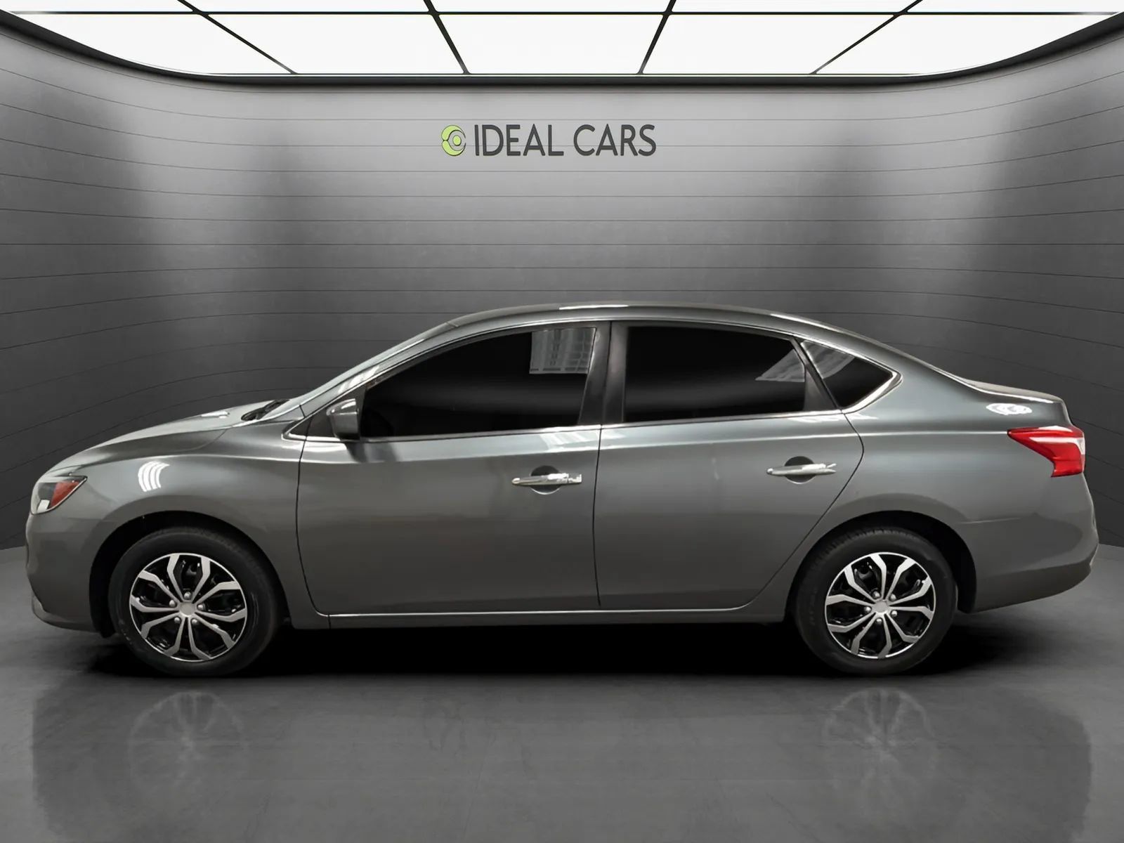 Used 2018 Nissan Sentra S FWD image 8