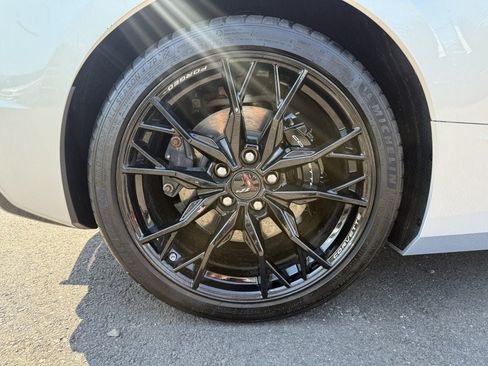 Used 2024 Chevrolet Corvette Stingray Coupe w/ 1LT RWD image 3