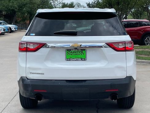 Used 2020 Chevrolet Traverse LS FWD image 5