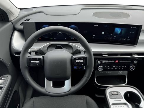 New 2026 Hyundai Ioniq 9 SE image 17