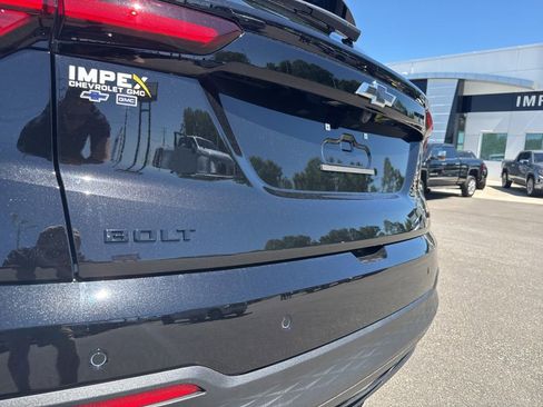 New 2027 Chevrolet Bolt RS FWD image 28