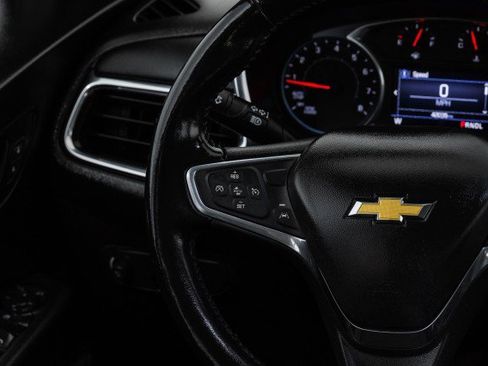 Used 2022 Chevrolet Equinox LT w/ Driver Convenience Package image 14