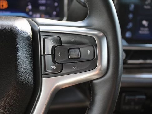 Used 2025 Chevrolet Silverado 1500 LT image 10