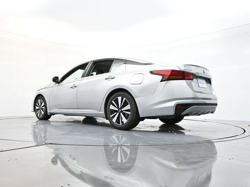 Used 2022 Nissan Altima 2.5 SV image 29