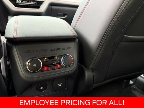 New 2026 Ford Explorer ST-Line w/ ST-Line Street Pack AWD/4WD image 22