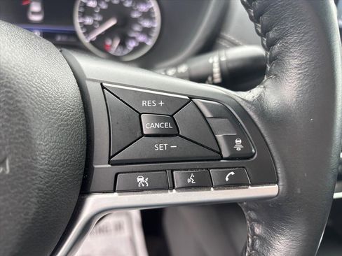 Used 2022 Nissan Sentra SV w/ Trunk Package image 16