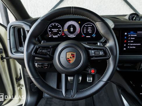 Used 2024 Porsche Cayenne Turbo GT AWD/4WD image 28