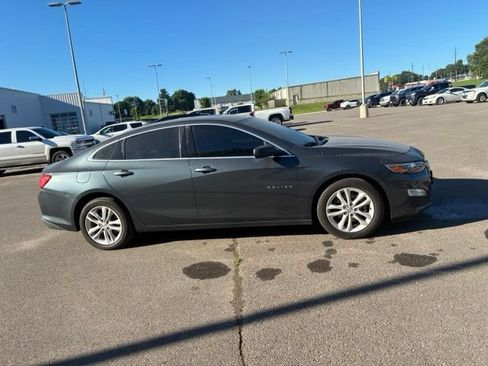 Used 2020 Chevrolet Malibu LS FWD image 9