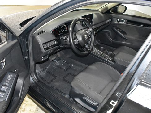 Certified 2024 Honda Civic EX image 21