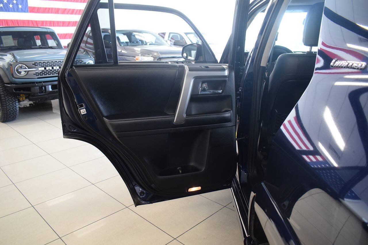 Used 2019 Toyota 4Runner Limited AWD/4WD image 44