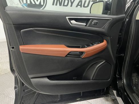 Used 2017 Ford Edge Titanium w/ Equipment Group 301A image 15