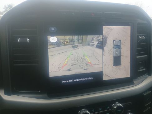 Used 2023 Ford F150 Lightning XLT image 34