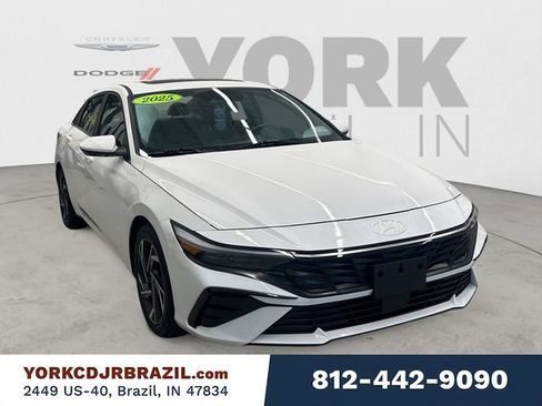 Used 2025 Hyundai Elantra SEL FWD image 7