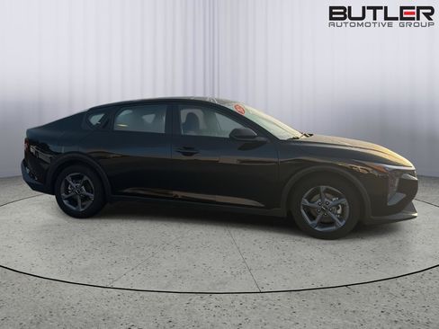 Used 2025 Kia K4 FWD image 7