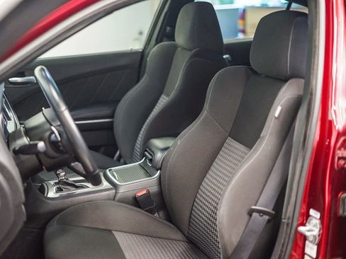 Used 2019 Dodge Charger GT image 17