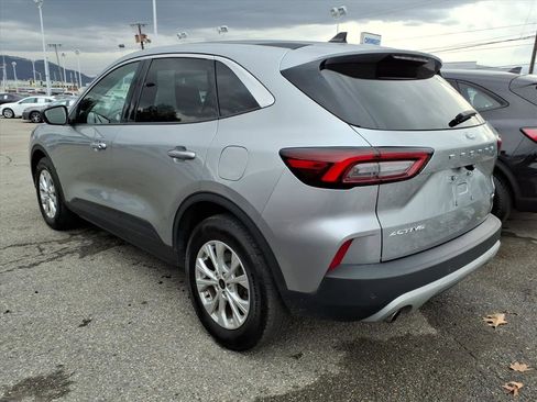 Used 2024 Ford Escape Active w/ Tech Pack #1 image 3