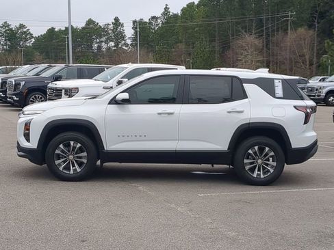 New 2026 Chevrolet Equinox LT w/ LPO, Floor Liner Package image 10