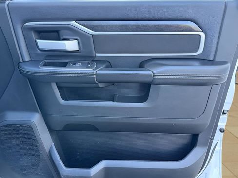 Used 2024 RAM 2500 Big Horn image 27