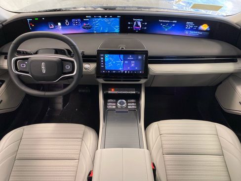 New 2026 Lincoln Nautilus Reserve image 10