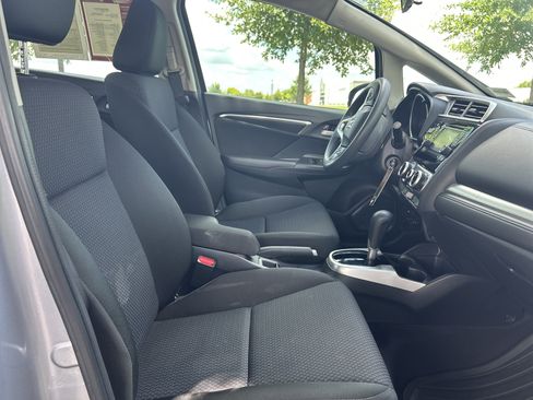 Used 2019 Honda Fit LX image 31