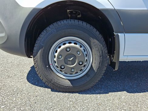 New 2025 Mercedes-Benz Sprinter 3500 image 11